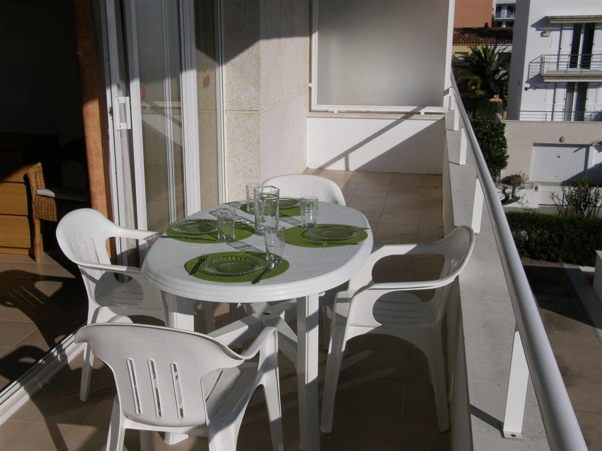 أولاستارتيت Apartamentos Miami المظهر الخارجي الصورة