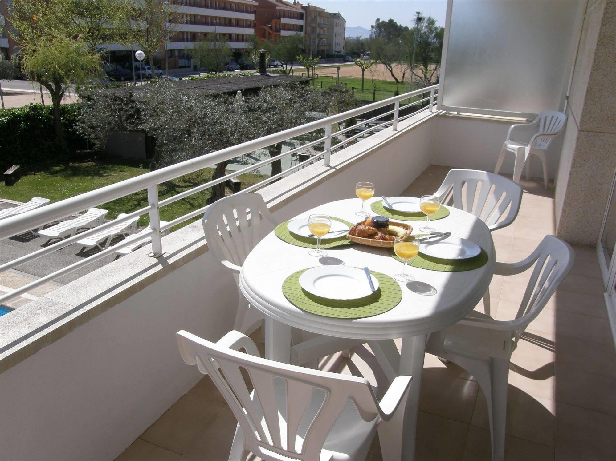 أولاستارتيت Apartamentos Miami المظهر الخارجي الصورة