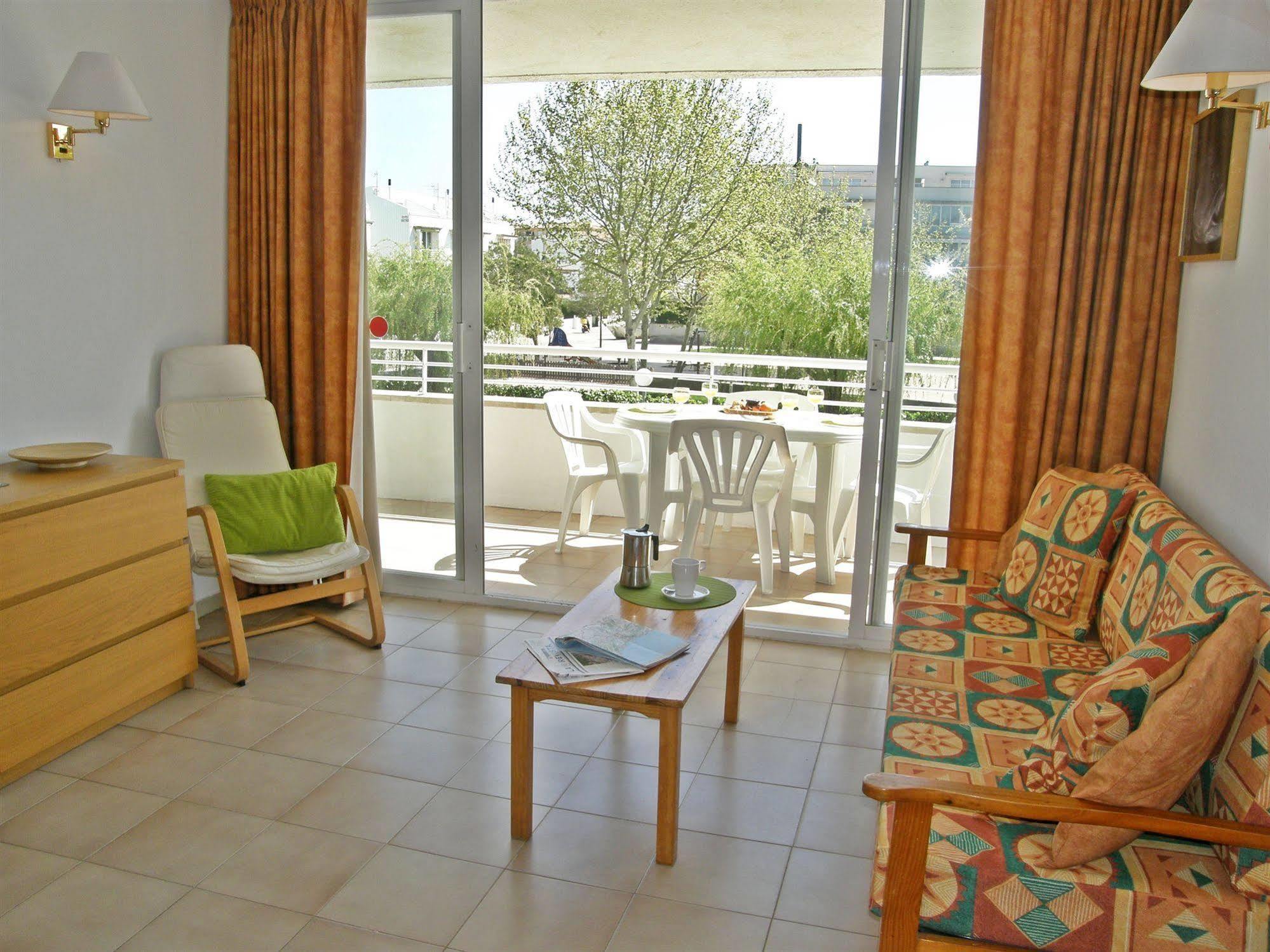 أولاستارتيت Apartamentos Miami المظهر الخارجي الصورة
